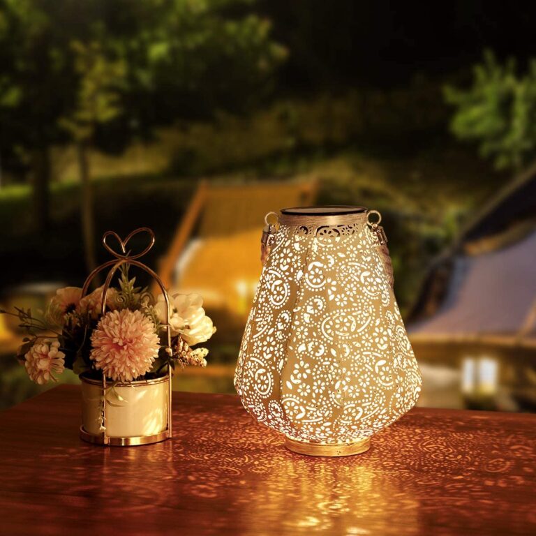 Solar lights with solar energy outdoors