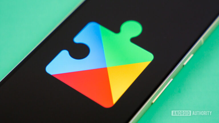 Android users say that an error tells them to install a ghost update