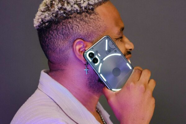 Nothing to launch his first real bad phone on July 1