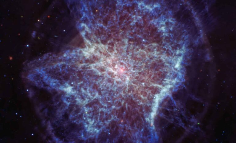 Webb Space Telescope reveals new impressive details of the planetary nebula NGC 6072 and the Hubble Ultra Deep Field